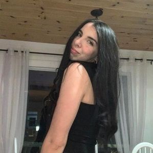 Meet your Posher, Léana